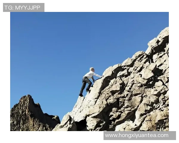 重庆攀岩队比赛经验的创新与挑战探讨热议攀岩运动的发展与未来